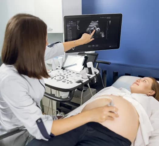 Czy przed badaniami prenatalnymi można jeść? Unikaj tych błędów