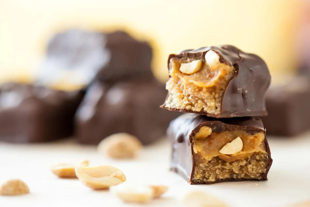Fit Snickers przepis: Zdrowa wersja batona bez wyrzutów sumienia