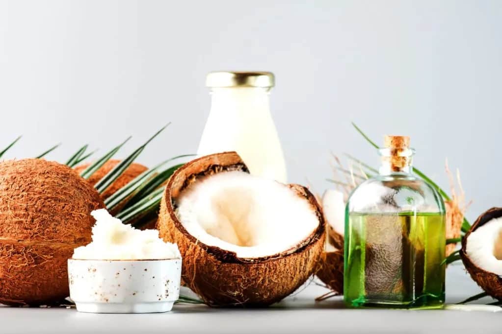 Czy olej kokosowy jest zdrowy: Fakty i mity o jego wpływie na organizm