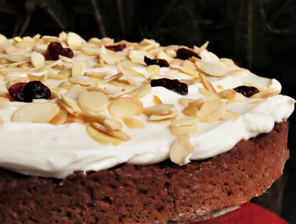 Proste ciasto z bananami i daktylami bez cukru: najlepszy przepis fit