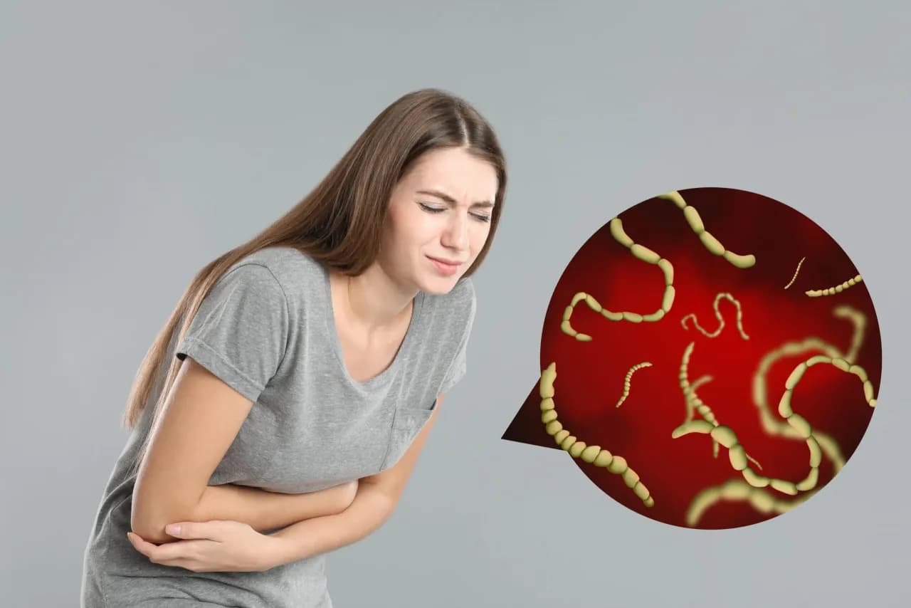 Pasożyty jelitowe: 6 sygnałów, że je masz. Skuteczne leczenie
