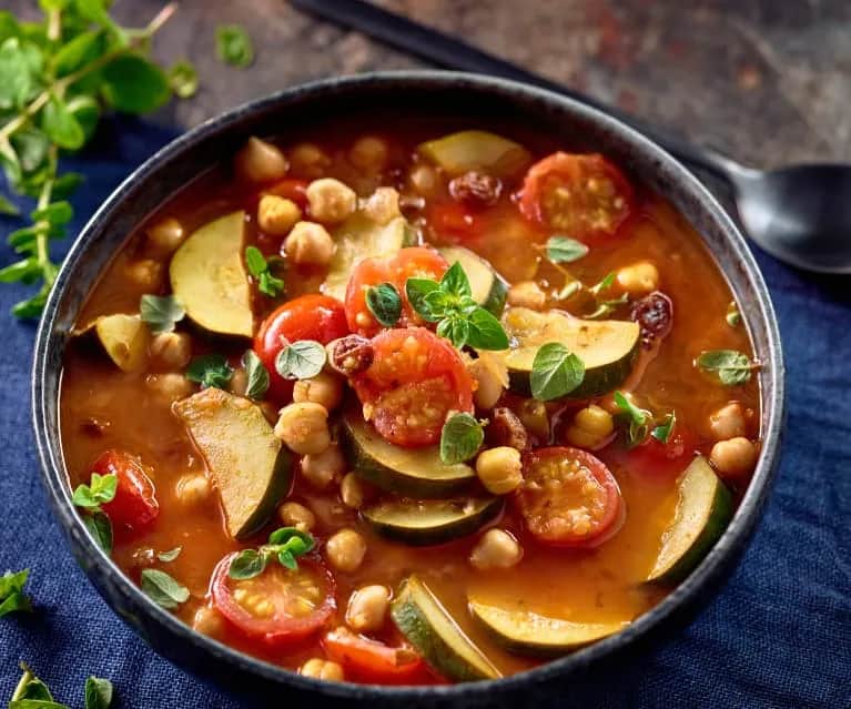 Najlepszy przepis na ciecierzycę z cukinią: 3 sposoby przygotowania