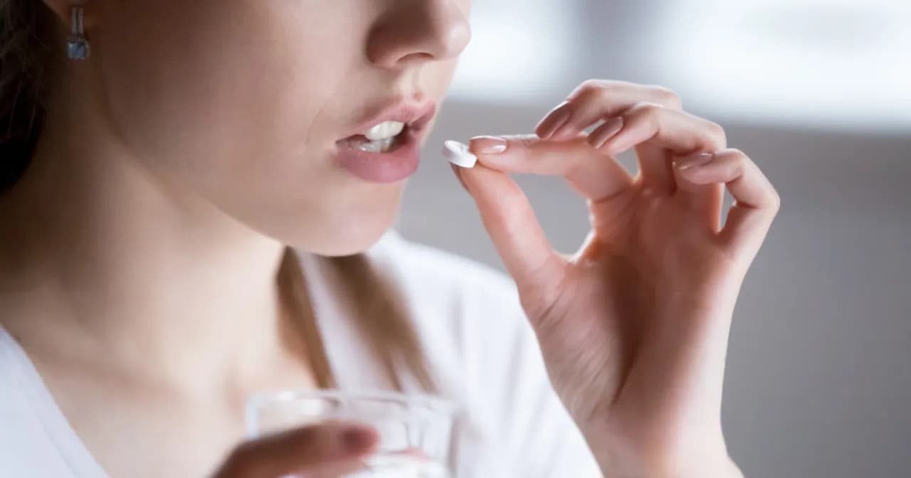 Skutki uboczne azitrox 500 – co musisz wiedzieć przed użyciem?