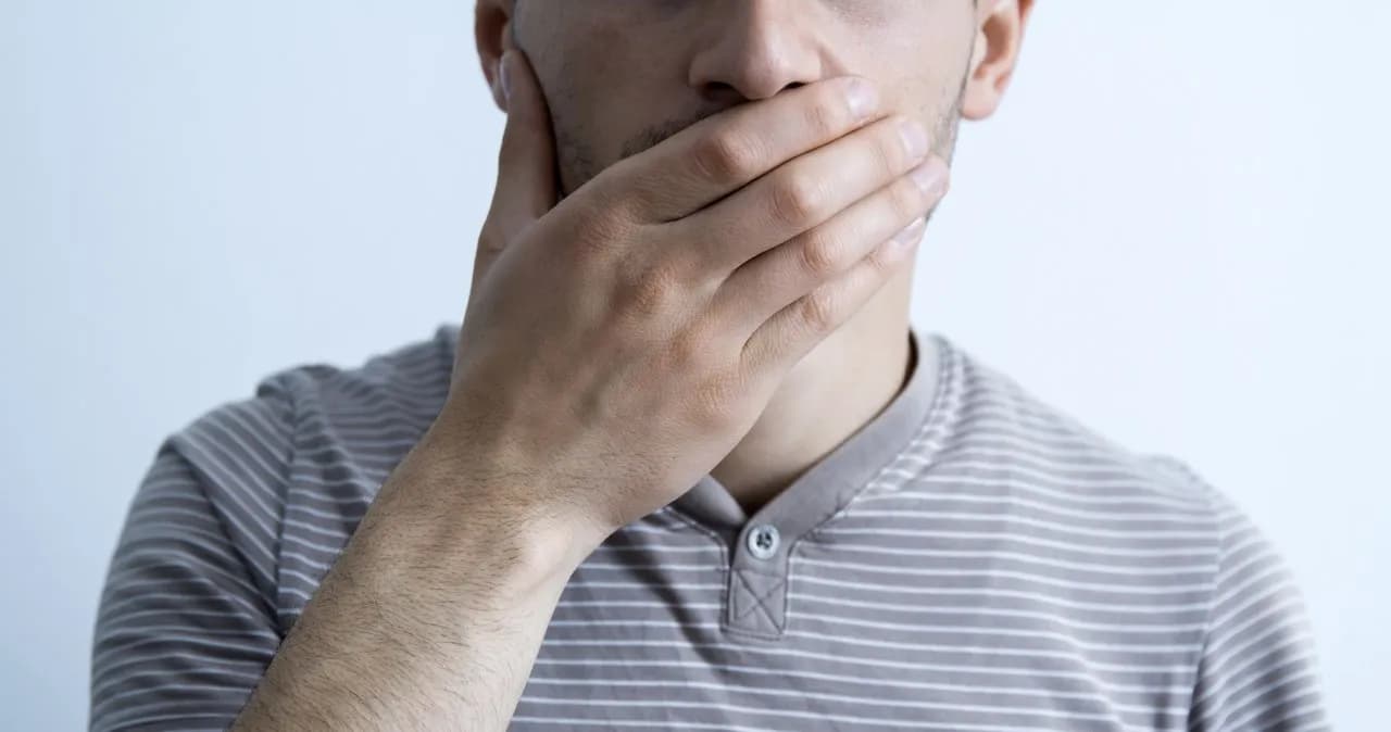 Czkawka przyczyny: poznaj powody, które mogą zagrażać zdrowiu