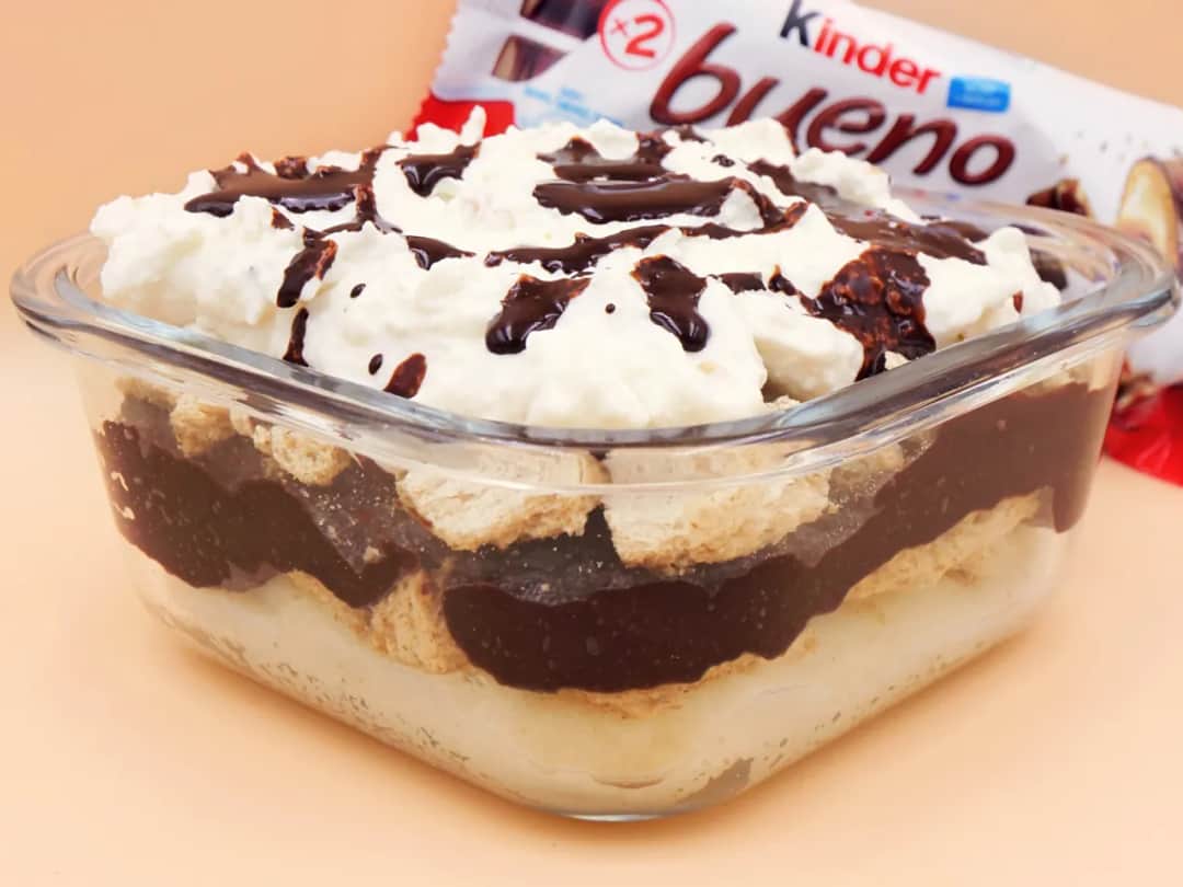 Najlepsze przepisy na fit desery - smaczne słodkości bez wyrzutów sumienia