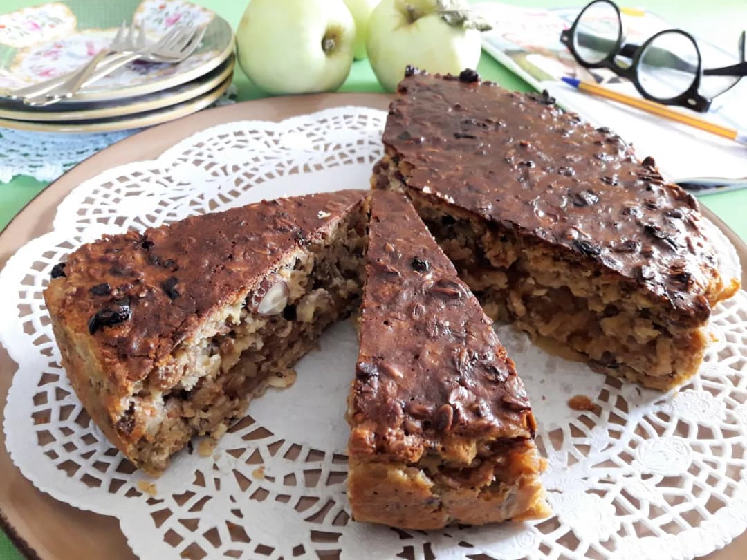 Prosty placek owsiany z patelni: przepis na zdrowe i szybkie śniadanie